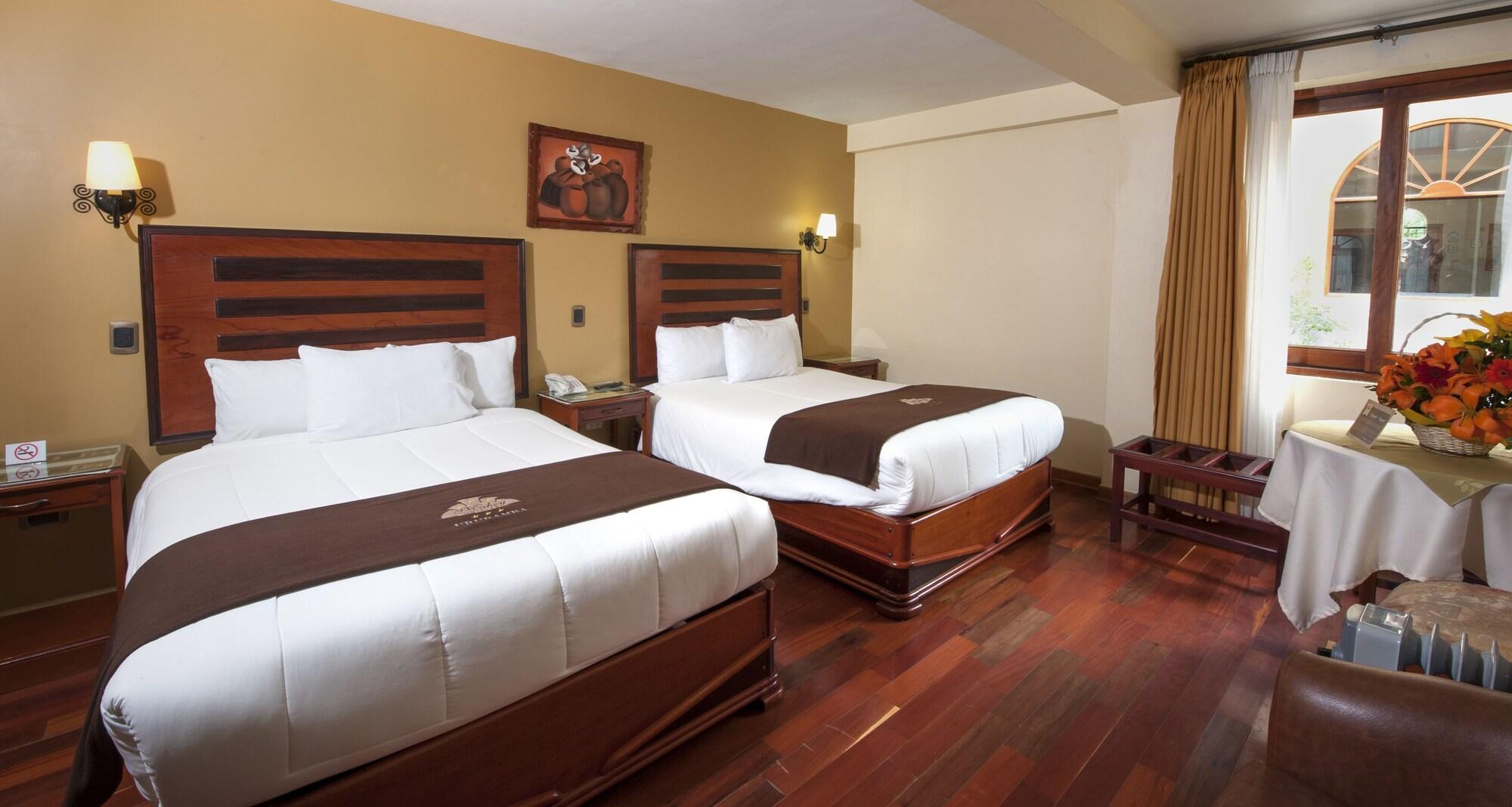 Hotel Mabey Урубамба Экстерьер фото
