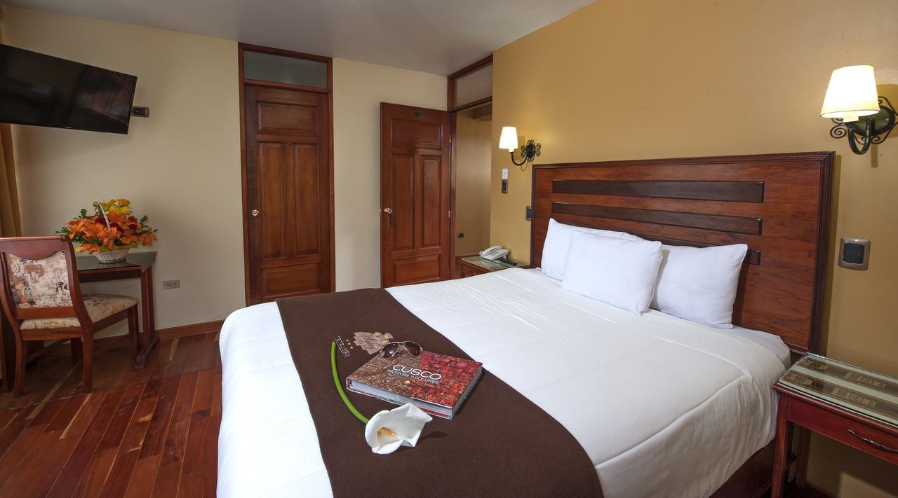 Hotel Mabey Урубамба Экстерьер фото